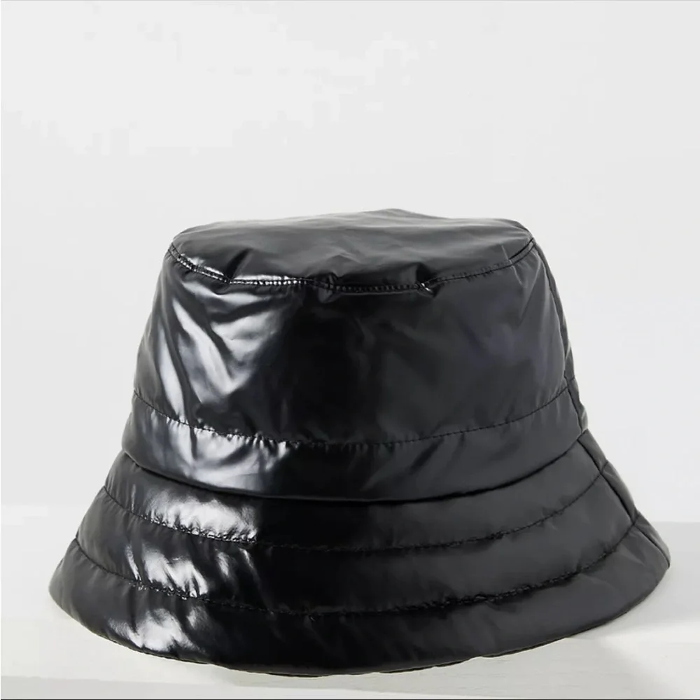 New🌟Anthropologie-Puffer Bucket Hat-Black